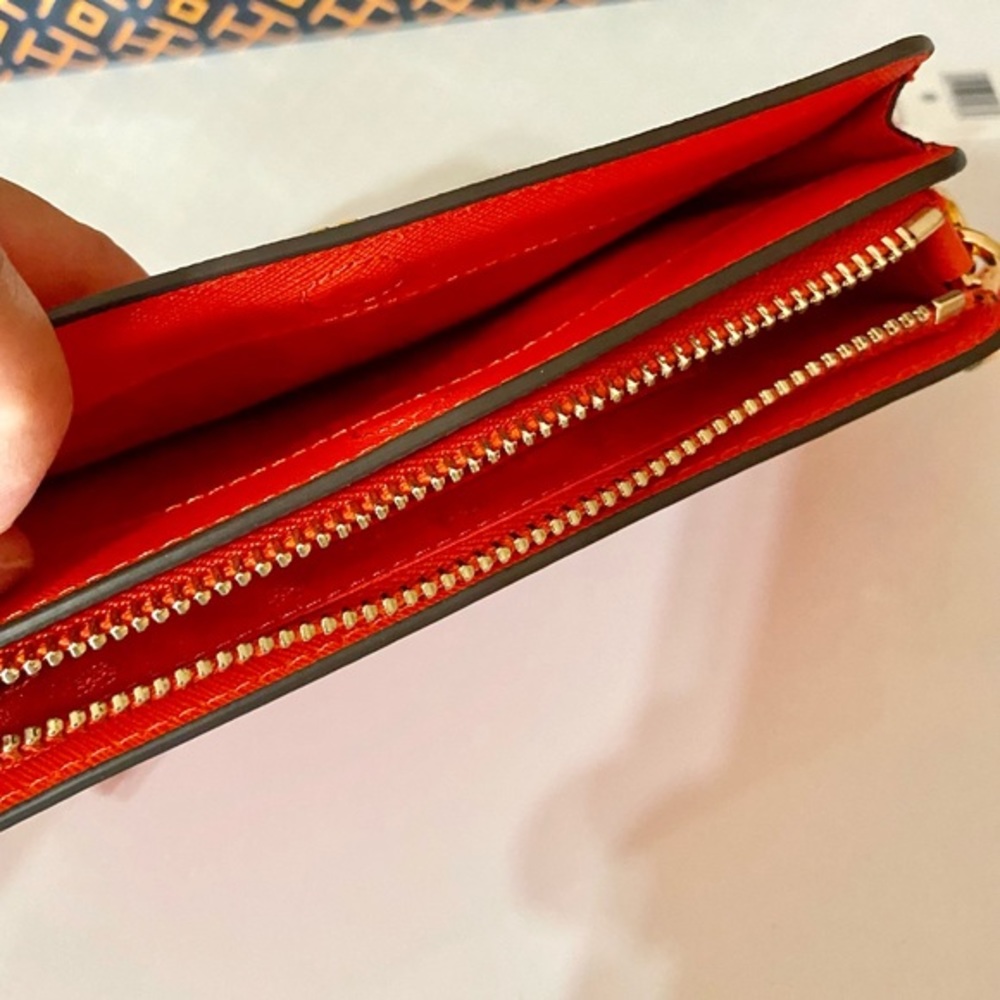 🎊🏅NEW🏅Tory Burch Emerson wristlet pouch/wallet/pouch/bright samba color - Picture 8 of 9